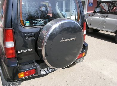 Suzuki Jimny - LamborJimny inscription, spare wheel cover - A01.jpg