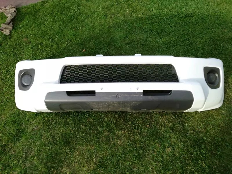 File:Suzuki Jimny 3 - front bumper, 3rd gen. (2012-2018) - A01.jpg