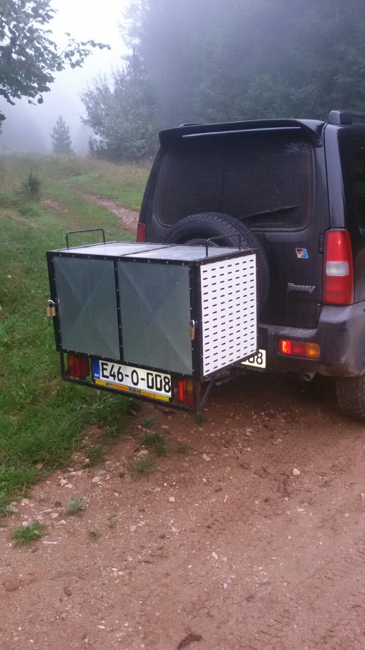 Towbar clearance dog box