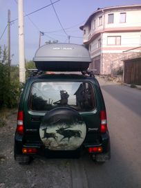 Suzuki Jimny 3 - with Mont Blanc (unknown model) roof box - A03.jpg