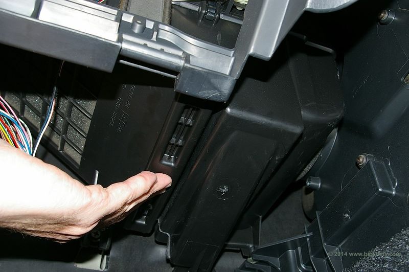 File:Attaching cover.jpg