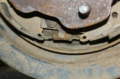 Rear brake shoes replacement - BigJimny Wiki