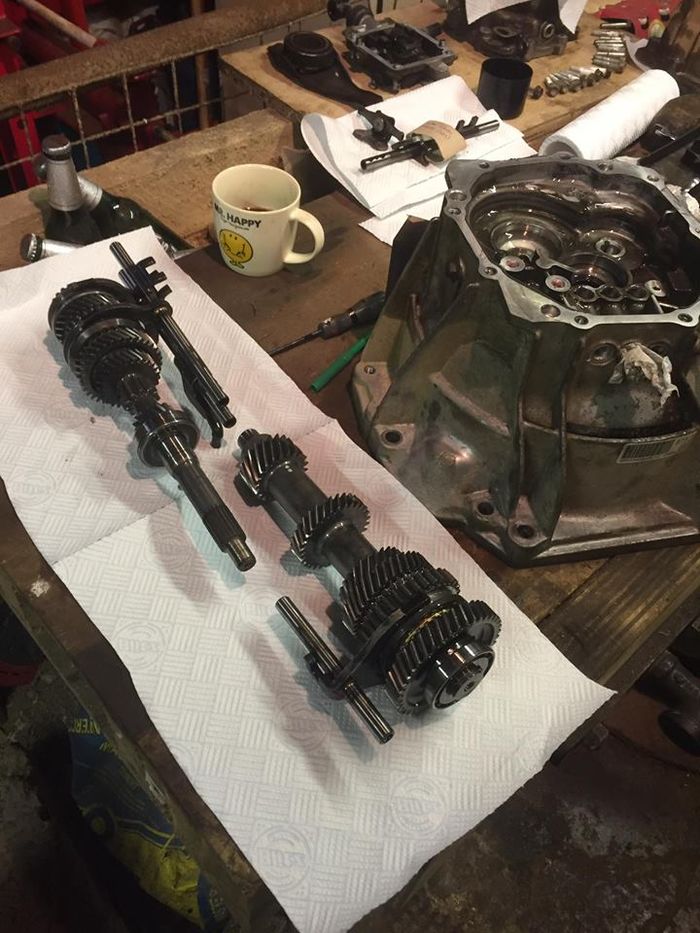 Gearbox R72 rebuild BigJimny Wiki