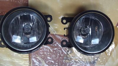 Suzuki Jimny 3 - fog lamp, front, Valeo 89210094 - unmounted - A01.jpg