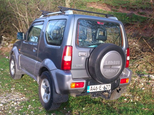 Suzuki Jimny - LamborJimny inscription, spare wheel cover - B01.jpg