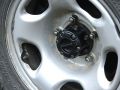 Manually operated wheel hub head on a wheel - A01.jpg