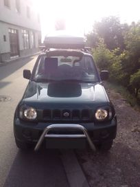 Suzuki Jimny 3 - with Mont Blanc (unknown model) roof box - A02.jpg